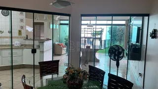 Casa com 3 Quartos à venda, 368m² no Jardim das Roseiras, Araraquara - Foto 11