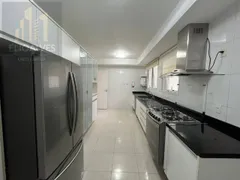 Apartamento com 4 Quartos para alugar, 326m² no Vila Nova Conceição, São Paulo - Foto 39