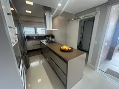 Casa com 5 Quartos para venda ou aluguel, 650m² no Jurerê, Florianópolis - Foto 4