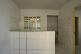Casa com 1 Quarto para alugar, 50m² no Ilda, Aparecida de Goiânia - Foto 8