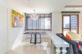Apartamento com 2 Quartos à venda, 84m² no Moinhos de Vento, Porto Alegre - Foto 2