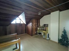 Casa com 3 Quartos à venda, 190m² no Espiríto Santo, Porto Alegre - Foto 31