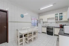 Sobrado com 3 Quartos à venda, 200m² no Capão da Imbuia, Curitiba - Foto 16