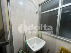 Apartamento com 3 Quartos à venda, 72m² no Santa Mônica, Uberlândia - Foto 2