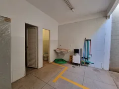 Galpão / Depósito / Armazém com 1 Quarto à venda, 441m² no Setor Garavelo, Goiânia - Foto 12