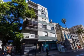 Apartamento com 3 Quartos para alugar, 125m² no Independência, Porto Alegre - Foto 20