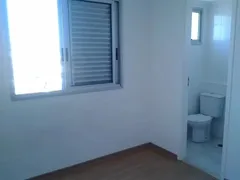 Apartamento com 2 Quartos para alugar, 55m² no Vila Milton, Guarulhos - Foto 9