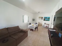 Casa com 3 Quartos à venda, 130m² no Jardim Auroras, Uberlândia - Foto 4