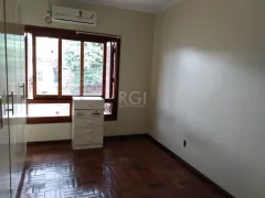 Casa com 4 Quartos à venda, 320m² no Jardim Itú Sabará, Porto Alegre - Foto 35