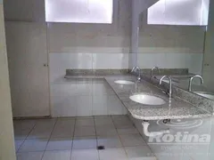 Loja / Salão / Ponto Comercial para alugar, 696m² no Nossa Senhora Aparecida, Uberlândia - Foto 5