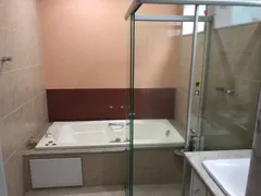 Casa com 5 Quartos à venda, 313m² no Jardim Normandia, Volta Redonda - Foto 14