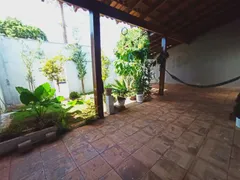 Casa com 3 Quartos à venda, 130m² no Jardim Auroras, Uberlândia - Foto 2