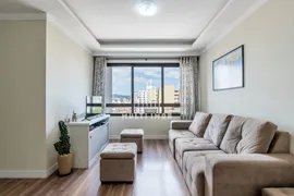 Apartamento com 3 Quartos à venda, 74m² no Rio Branco, Porto Alegre - Foto 3