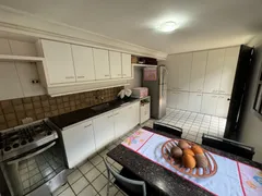 Casa com 4 Quartos à venda, 180m² no Várzea, Recife - Foto 2