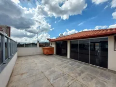 Casa com 4 Quartos à venda, 280m² no Sagrada Família, Belo Horizonte - Foto 11