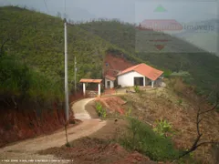 Fazenda / Sítio / Chácara com 3 Quartos à venda, 180m² no Pouso Frio, Taubaté - Foto 1