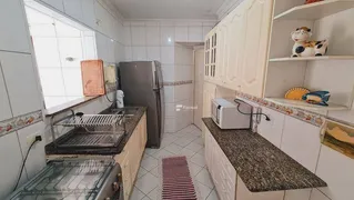 Apartamento com 4 Quartos para alugar, 150m² no Jardim Astúrias, Guarujá - Foto 24