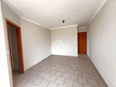 Apartamento com 2 Quartos para venda ou aluguel, 65m² no Jardim Araxá, Marília - Foto 4