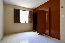 Casa com 3 Quartos à venda, 184m² no Pici, Fortaleza - Foto 13