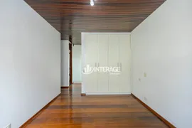 Casa com 6 Quartos para alugar, 600m² no Vista Alegre, Curitiba - Foto 36