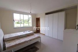 Casa de Condomínio com 4 Quartos à venda, 240m² no Granja Comary, Teresópolis - Foto 17