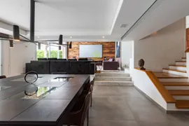 Casa com 4 Quartos para alugar, 448m² no Vista Alegre, Curitiba - Foto 7