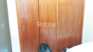 Casa com 3 Quartos à venda, 146m² no Brasil, Uberlândia - Foto 10