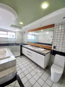 Apartamento com 4 Quartos para alugar, 300m² no Candelária, Natal - Foto 30