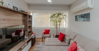 Apartamento com 2 Quartos à venda, 70m² no São João, Porto Alegre - Foto 2