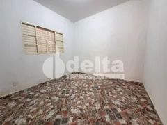 Casa com 3 Quartos à venda, 180m² no Granada, Uberlândia - Foto 8