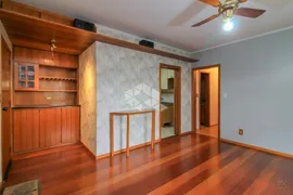 Apartamento com 3 Quartos à venda, 96m² no Jardim Planalto, Porto Alegre - Foto 2