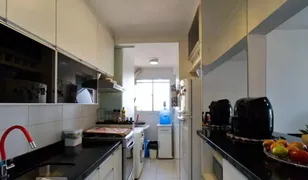 Apartamento com 2 Quartos à venda, 70m² no Jardim Maria Rosa, Taboão da Serra - Foto 2