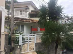 Casa de Condomínio com 3 Quartos à venda, 260m² no Pendotiba, Niterói - Foto 1
