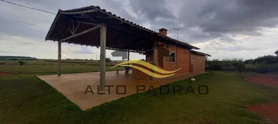 Fazenda / Sítio / Chácara com 2 Quartos à venda, 220m² no Area Rural de Artur Nogueira, Artur Nogueira - Foto 2