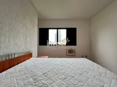 Apartamento com 3 Quartos para alugar, 126m² no Pompeia, Santos - Foto 12