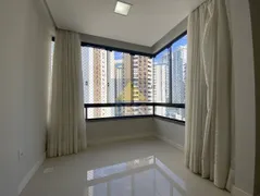 Apartamento com 3 Quartos para alugar, 110m² no Centro, Balneário Camboriú - Foto 5