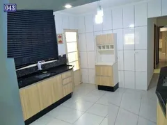 Casa com 2 Quartos à venda, 72m² no Jardim Planalto , Londrina - Foto 2