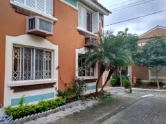 Casa com 4 Quartos para alugar, 100m² no Jardim Itú Sabará, Porto Alegre - Foto 1