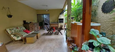 Casa de Condomínio com 3 Quartos à venda, 182m² no Granja Viana, Carapicuíba - Foto 30