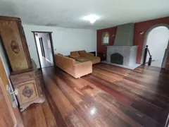 Casa com 4 Quartos à venda, 300m² no Alto, Teresópolis - Foto 4