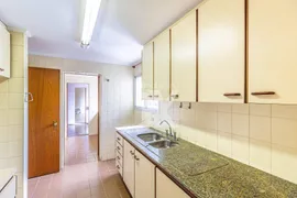 Apartamento com 3 Quartos para alugar, 116m² no Água Verde, Curitiba - Foto 18