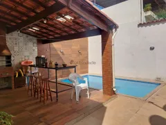 Casa com 4 Quartos à venda, 280m² no Sagrada Família, Belo Horizonte - Foto 4