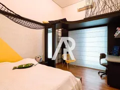 Casa de Condomínio com 5 Quartos à venda, 570m² no Loteamento Alphaville Campinas, Campinas - Foto 39