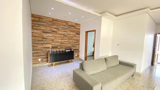 Casa com 3 Quartos à venda, 210m² no Jardim Karaíba, Uberlândia - Foto 16