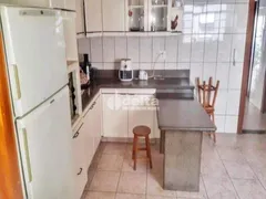 Casa com 4 Quartos à venda, 260m² no Brasil, Uberlândia - Foto 9