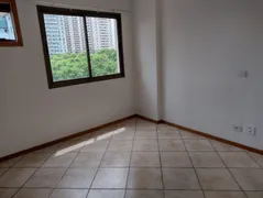 Apartamento com 2 Quartos para alugar, 68m² no Barra da Tijuca, Rio de Janeiro - Foto 8