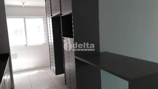 Apartamento com 2 Quartos à venda, 70m² no Tubalina, Uberlândia - Foto 10
