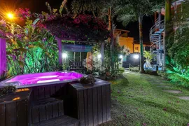 Casa Comercial com 13 Quartos à venda, 450m² no Ingleses do Rio Vermelho, Florianópolis - Foto 1