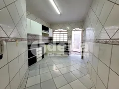Casa com 3 Quartos à venda, 180m² no Granada, Uberlândia - Foto 20