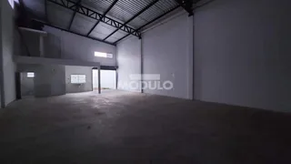 Galpão / Depósito / Armazém para alugar, 220m² no Marta Helena, Uberlândia - Foto 8